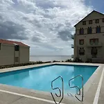 Pour 4 Face + Piscine