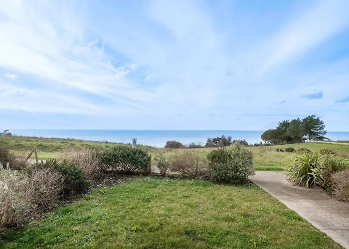 Pour 4 Face + Piscine بورنيك